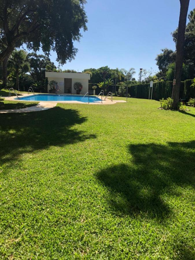 Ansa Beach Apartment - Cabopino, Marbella - Garden Level 외부 사진
