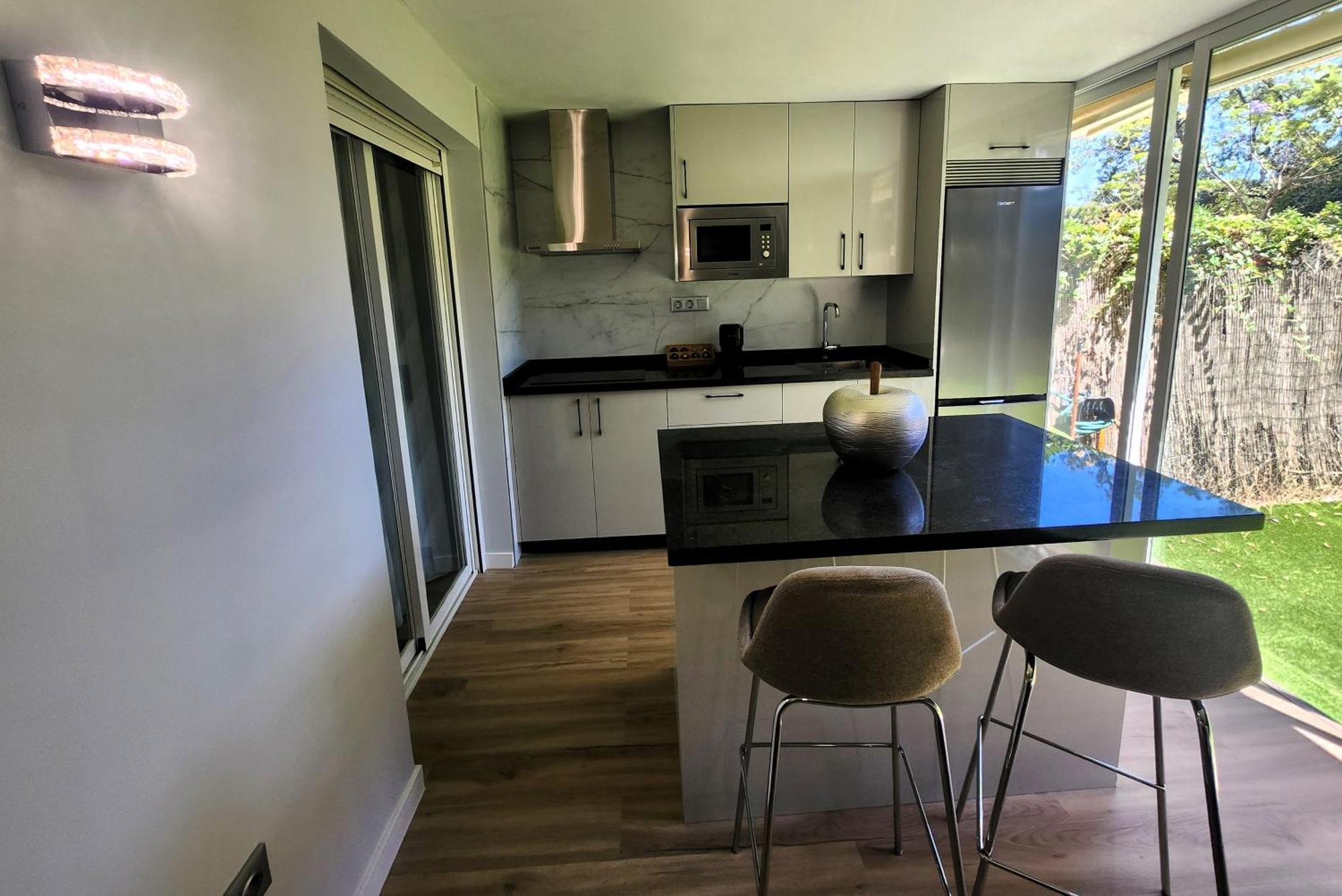 Ansa Beach Apartment - Cabopino, Marbella - Garden Level 외부 사진