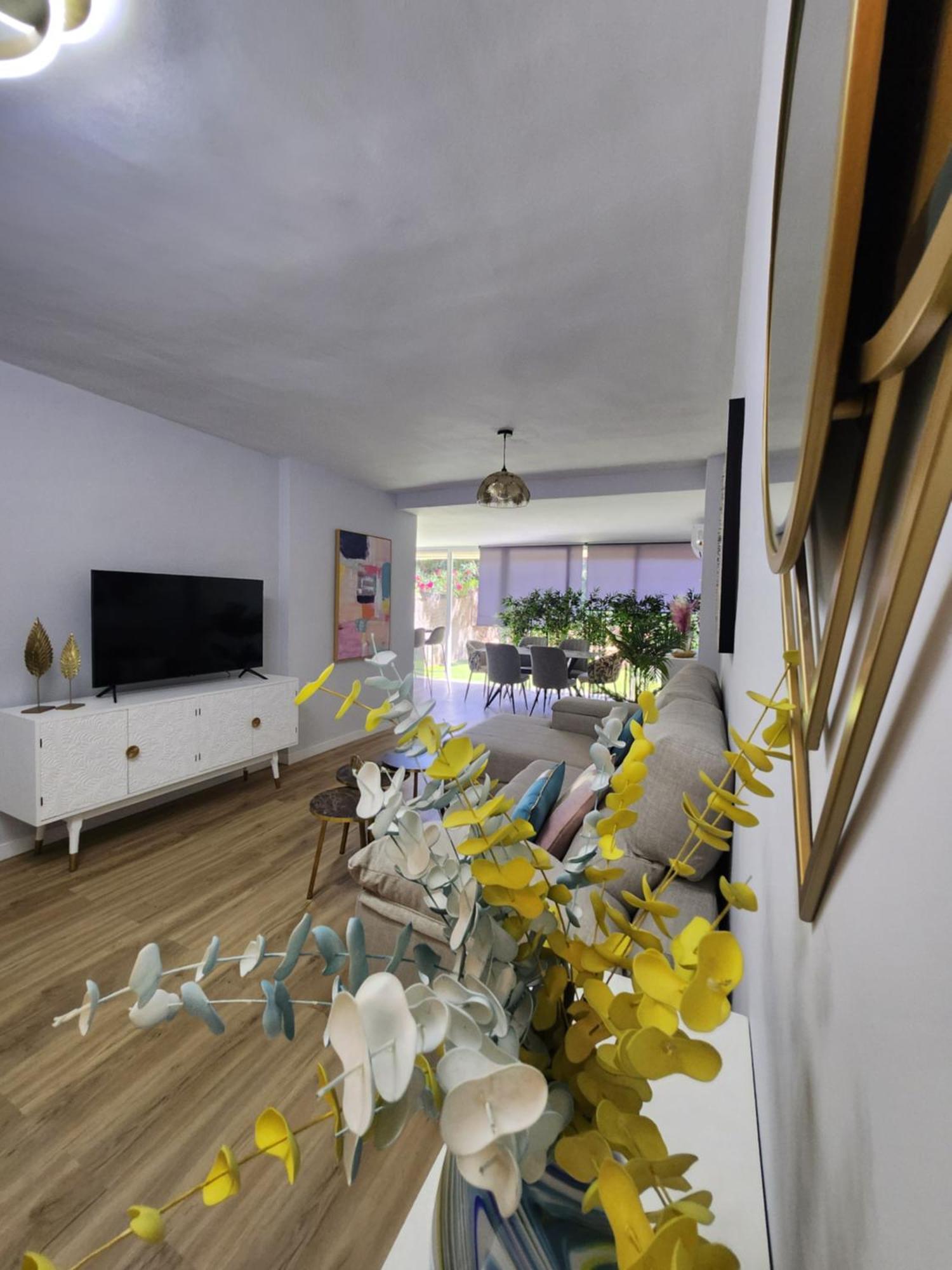 Ansa Beach Apartment - Cabopino, Marbella - Garden Level 외부 사진