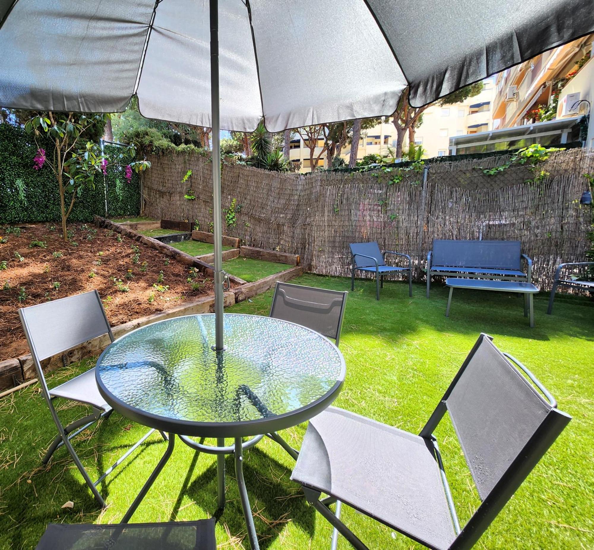 Ansa Beach Apartment - Cabopino, Marbella - Garden Level 외부 사진